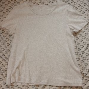 Gray white stag t shirt
